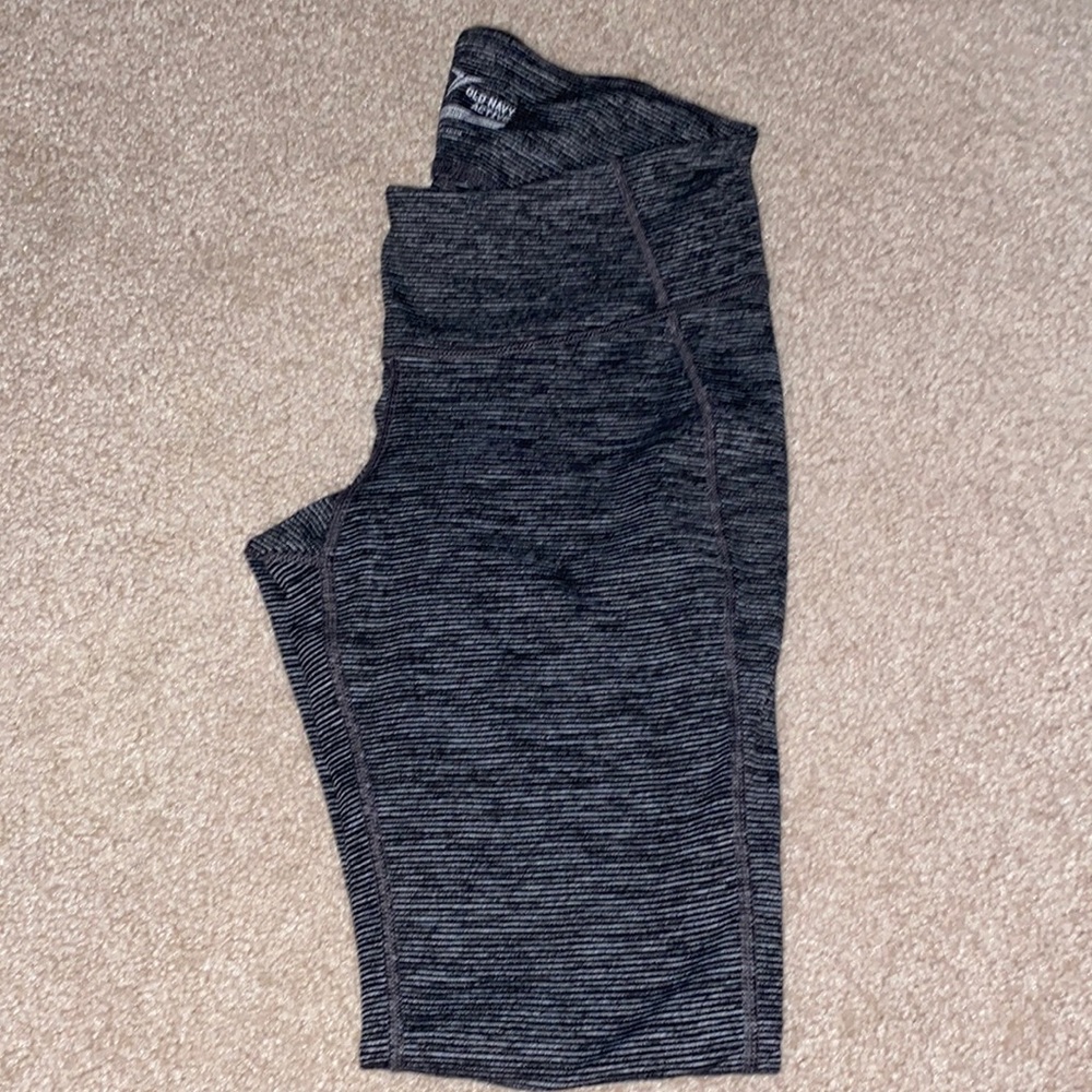 Old Navy Active leggings